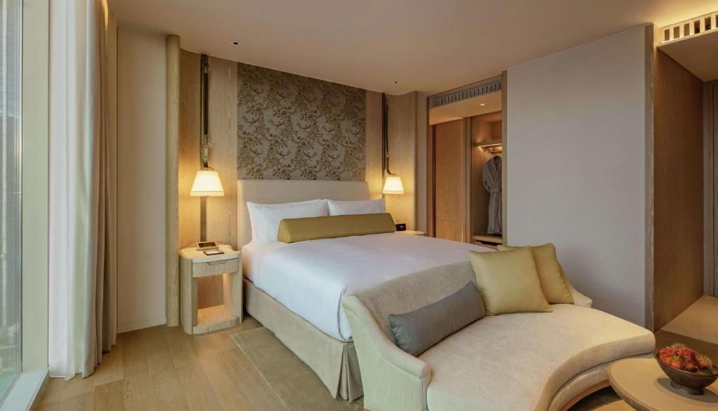 Waldorf Astoria Bangkok 8