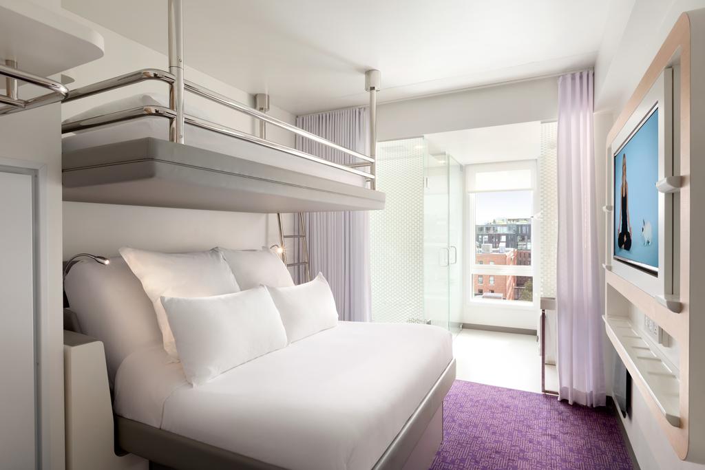 YOTEL Boston 8