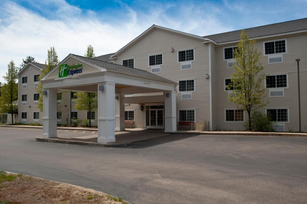 Holiday Inn Express Hotel & Suites North Conway 1