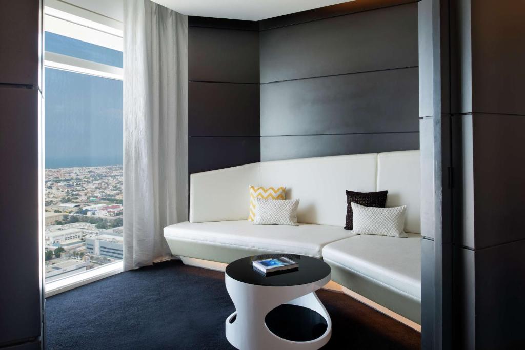 V Hotel Dubai Curio Collection by Hilton 6