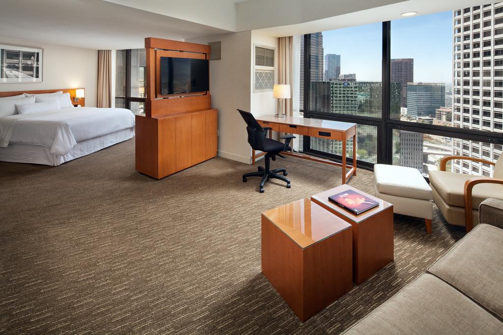 The Westin Bonaventure Hotel & Suites, Los Angeles 8