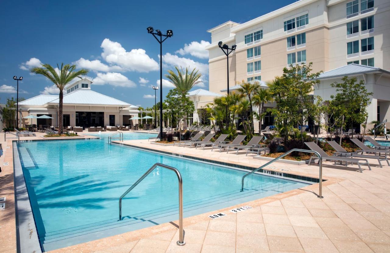 TownePlace Suites Orlando at Flamingo Crossings 4