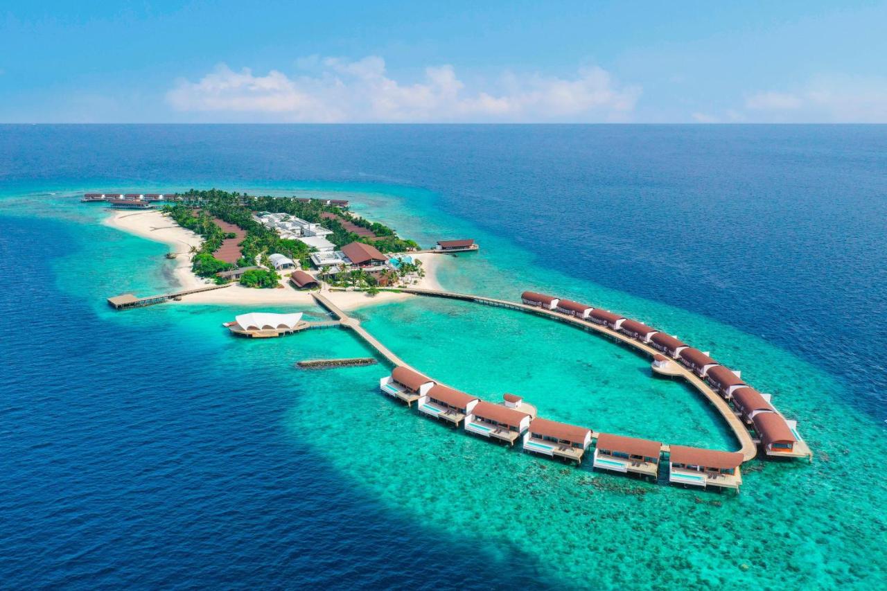 The Westin Maldives Miriandhoo Resort 1