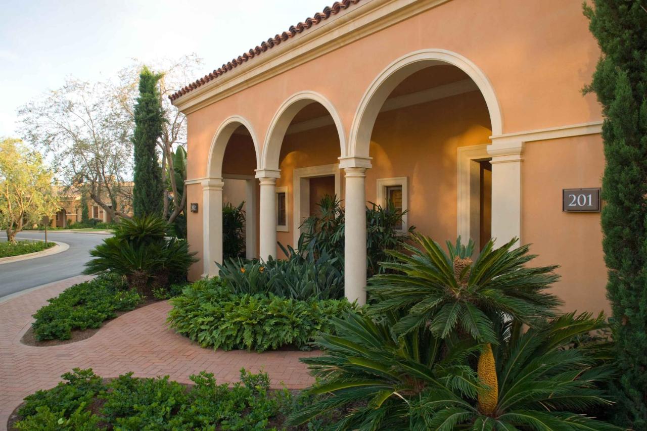 The Resort at Pelican Hill 8