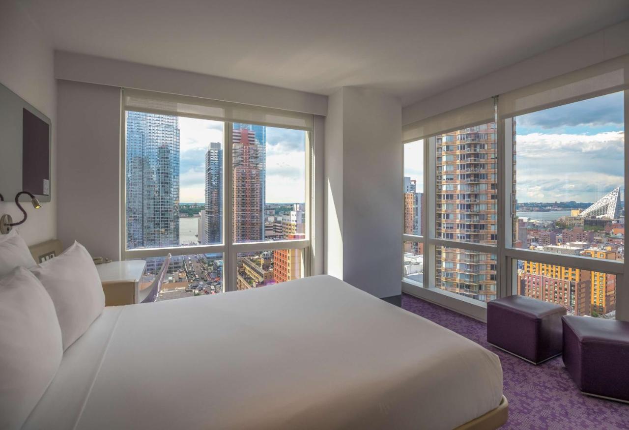 YOTEL New York Times Square 10