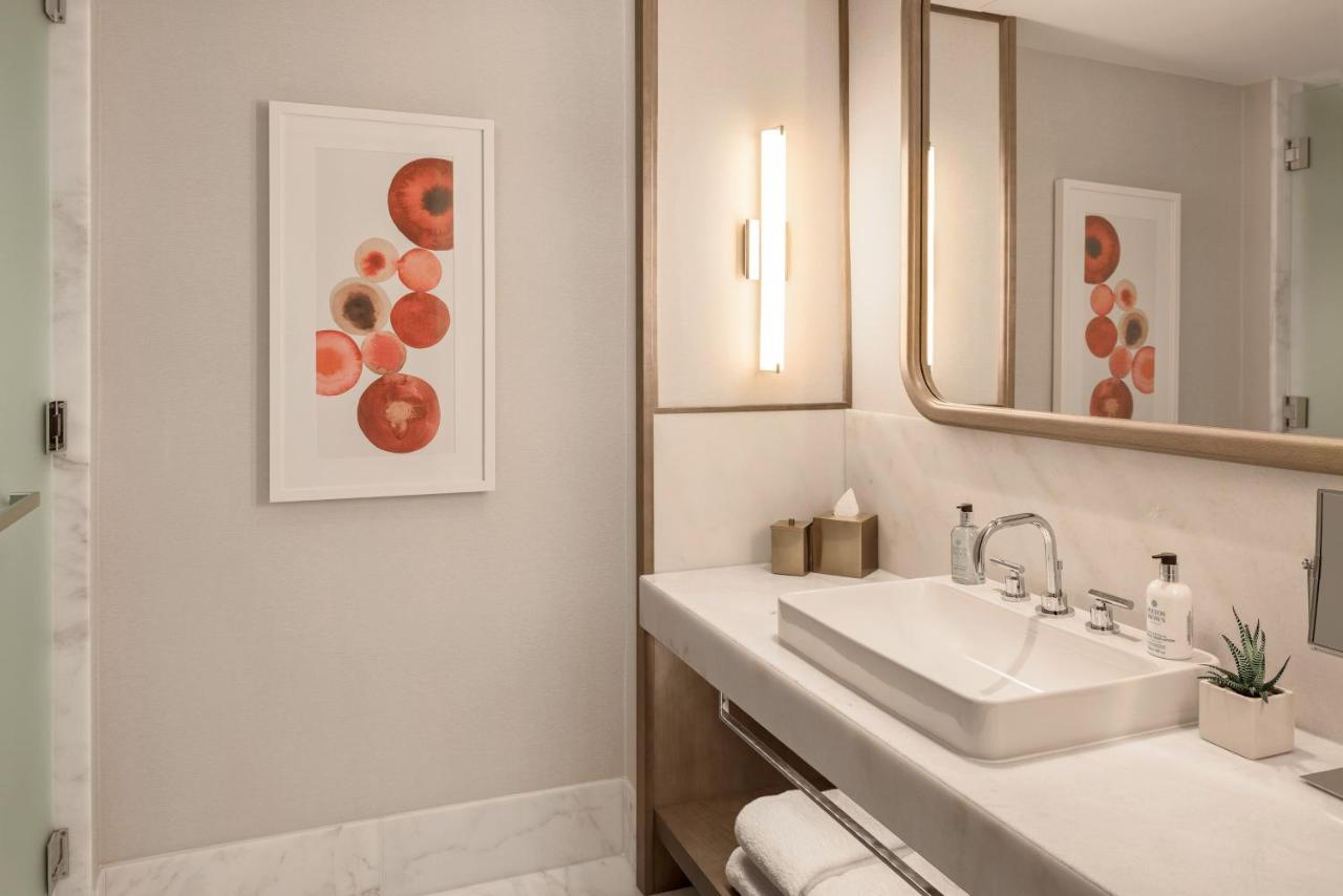 JW Marriott Parq Vancouver 5