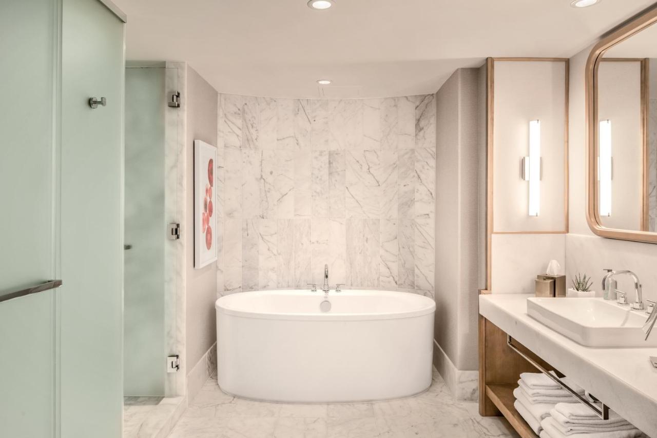 JW Marriott Parq Vancouver 6