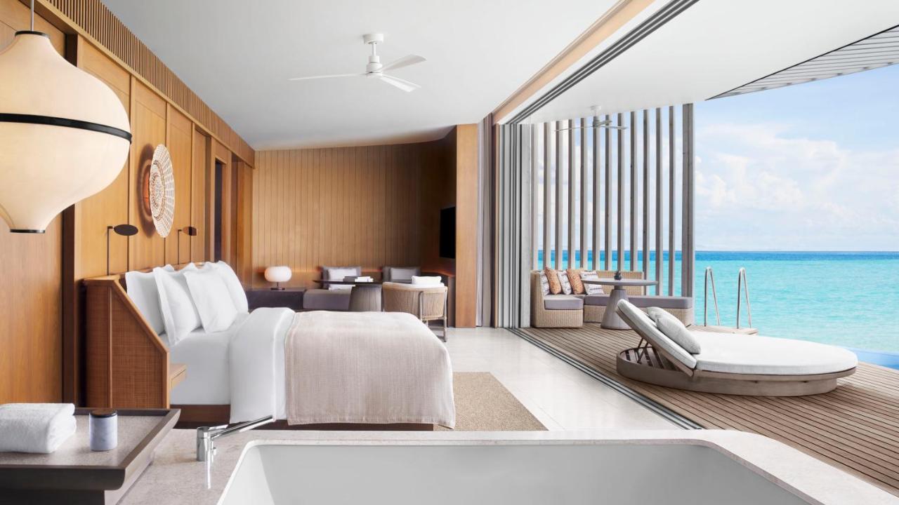 The Ritz-Carlton Maldives, Fari Islands 11