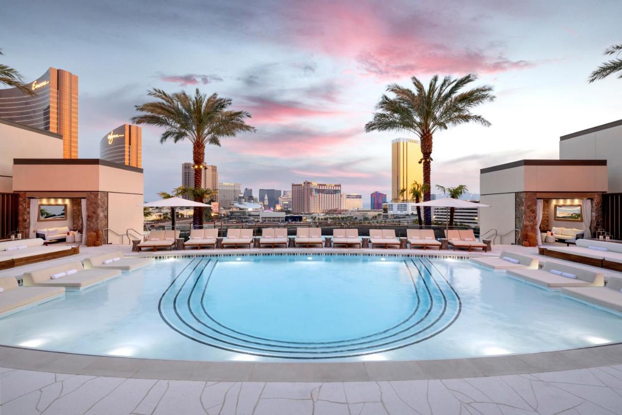 Conrad Las Vegas at Resorts World 8
